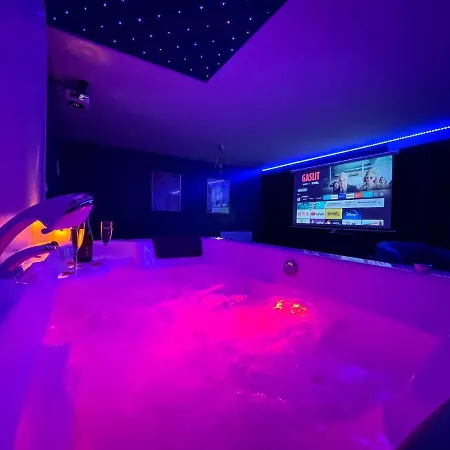 Appartement Sous Les étoiles - Cinéma - Netflix - Parking - Gare *